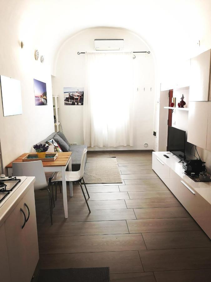 White House Apartment Bari Luaran gambar
